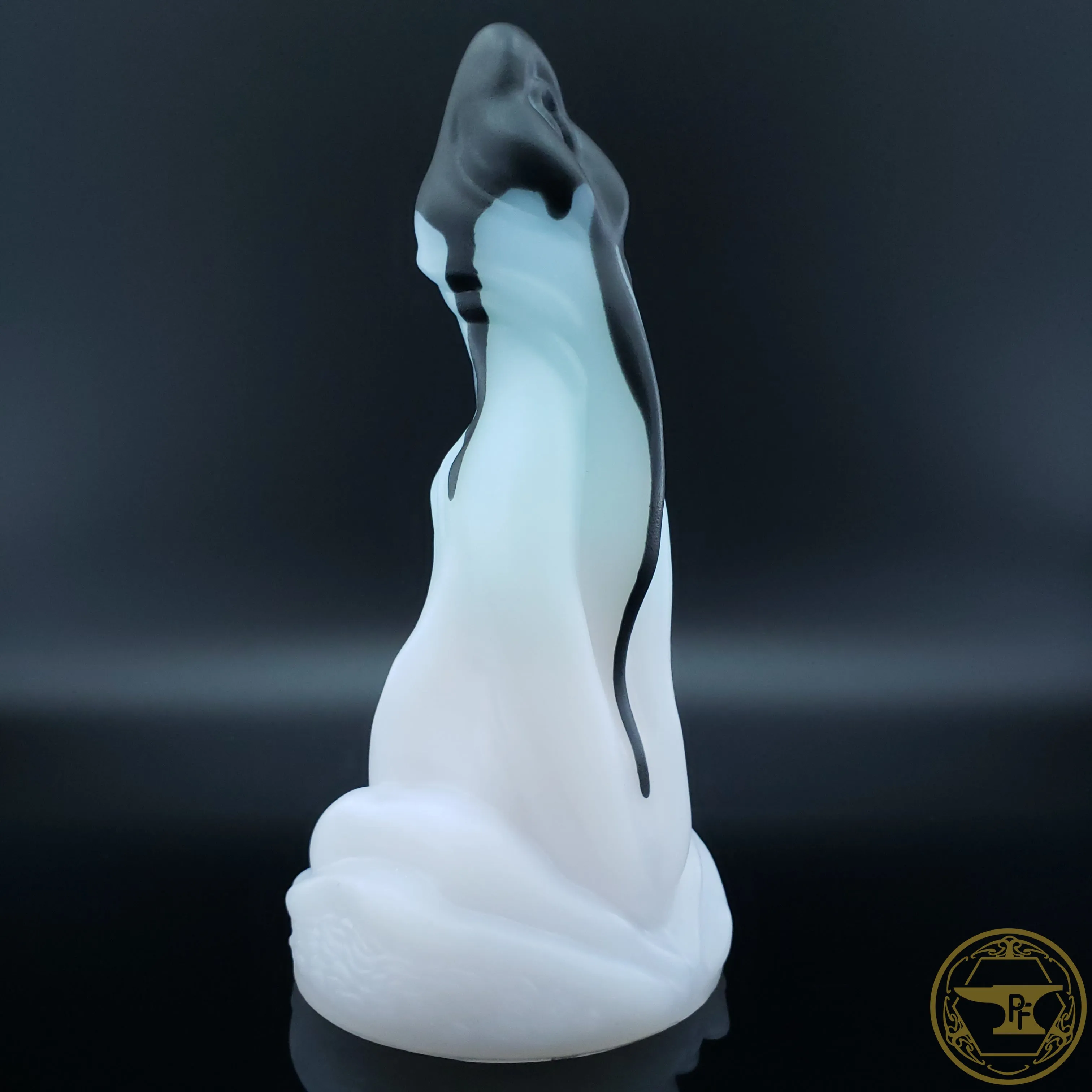*|5/15|* Large Halichoer. Medium 00-50 Firmness. Translucent Goth Drips. 6201